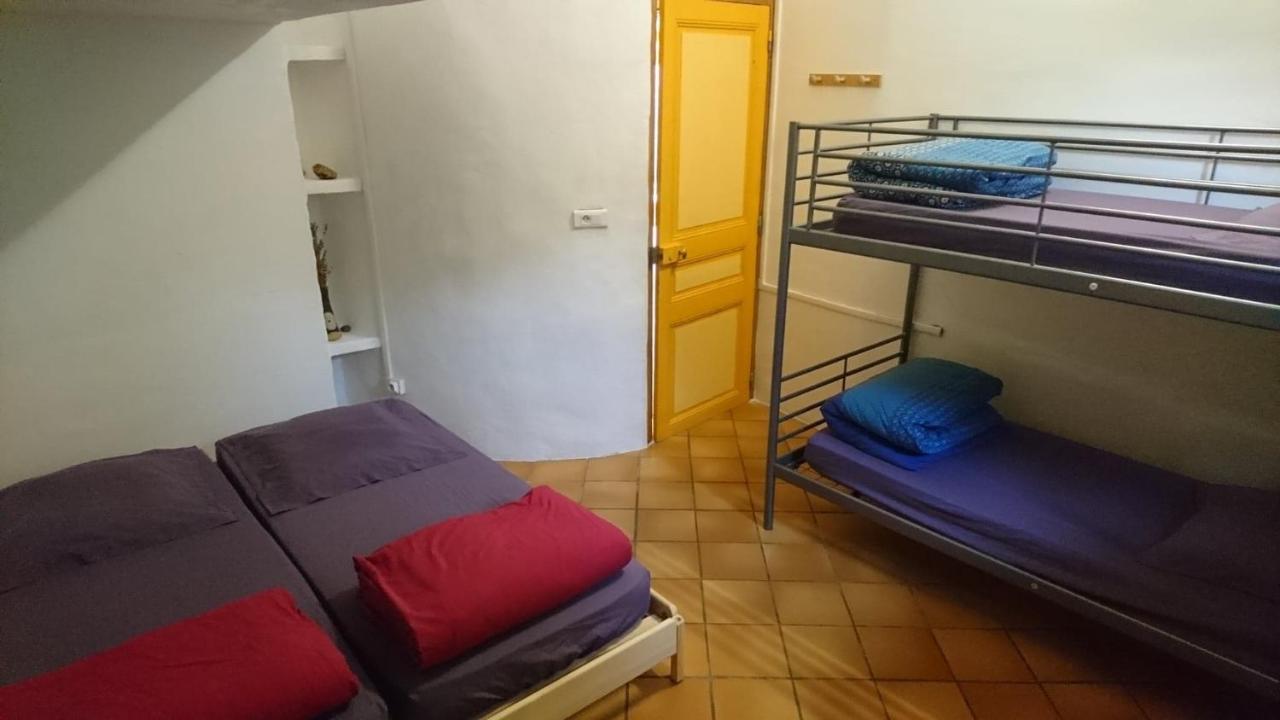 Chambres D'Hotes Gite Saint Roch Tuchan Екстер'єр фото